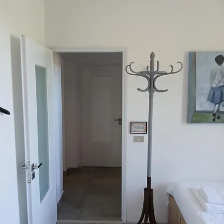 Mun - Major Unforgettable Nights